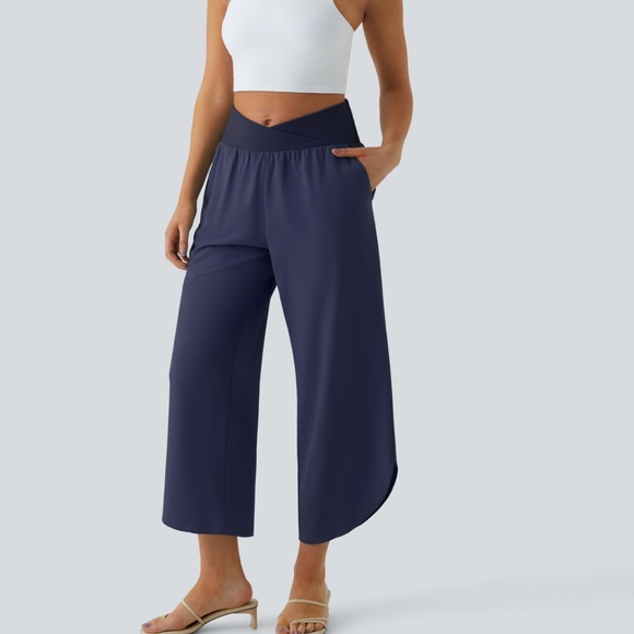 New Halara - Picture 4 of 12